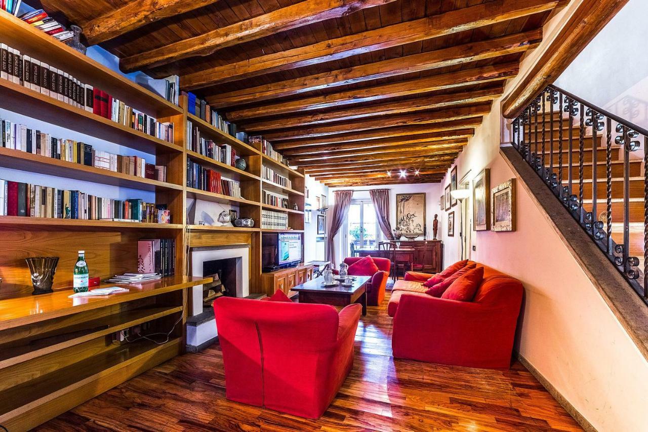 Two Private Terraces - Casa Tappero Merlo Appartamento Roma